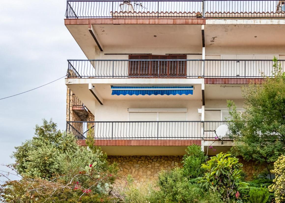 Carboneras 45 Apartamento Con Terraza Girona Exteriör bild