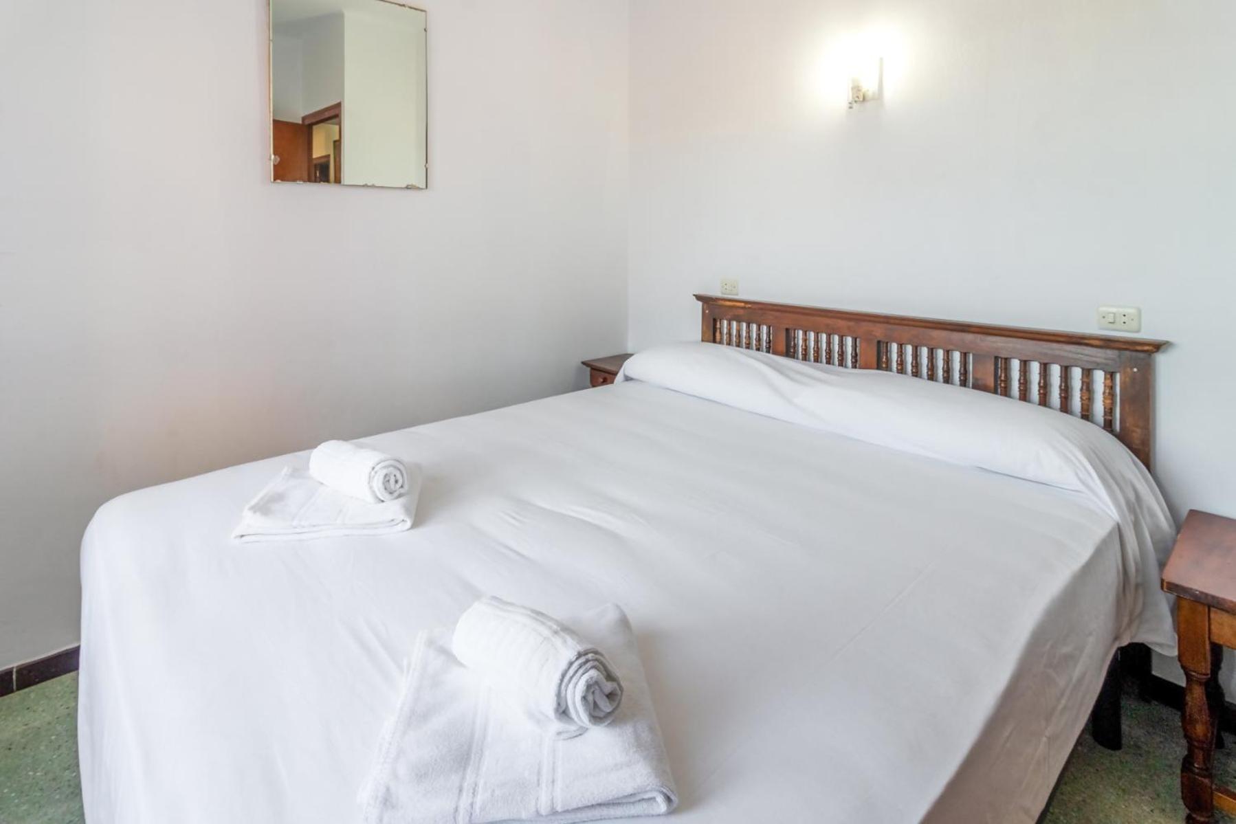 Carboneras 45 Apartamento Con Terraza Girona Exteriör bild